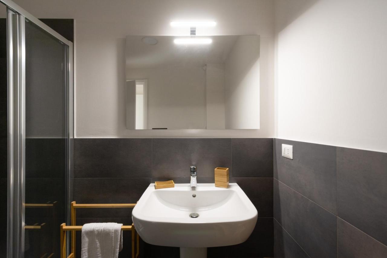 Urban House Carducci - Studios Турин Экстерьер фото